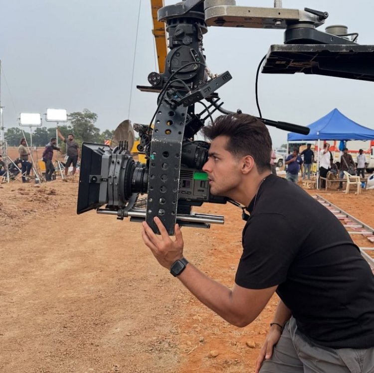 आशिष चंचलानी की डायरेक्टोरियल डेब्यू सीरीज़ के सेट से सामने आई पहली तस्वीरें