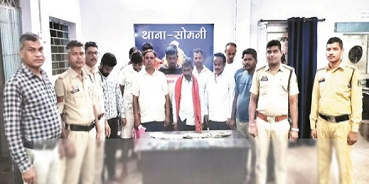 मनगट्टा-बनबघेरा के जंगल में जुआ खेलते जुआरी गिरफ्तार