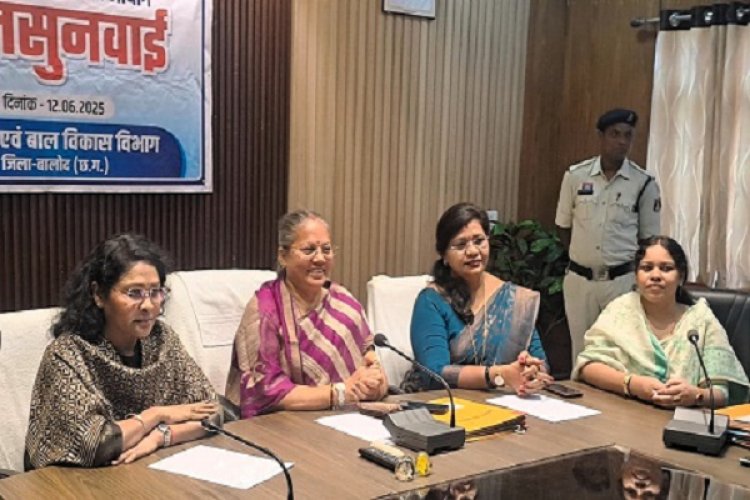 भगोड़े पति व सास का पासपोर्ट निरस्त करने आयोग ने दिया निर्देश