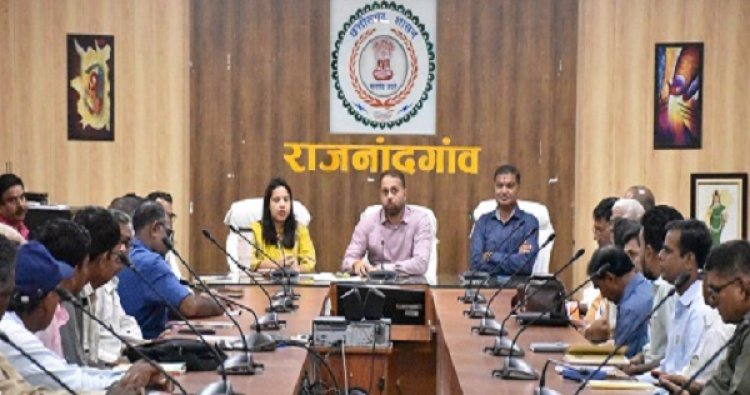 शहरी एवं ग्रामीण क्षेत्रों में सघन पौधरोपण करने की जरूरत : कलेक्टर