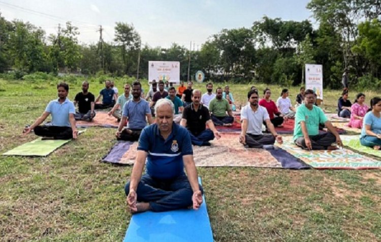भारतीय भूवैज्ञानिक सर्वेक्षण, राज्य इकाई रायपुर ने एक पृथ्वी, एक स्वास्थ्य के लिए योग के वैश्विक थीम के साथ 11वें अंतर्राष्ट्रीय योग दिवस समारोह में सक्रियतापूर्वक लिया हिस्सा