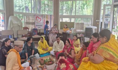 सावन में शिव रुद्राभिषेक का आयोजन, बापू की कुटिया में गूंजे वैदिक मंत्र