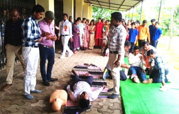 छात्रों को ने सीखे प्राथमिक सहायता व सामाजिक दायित्वों के निर्वहन के गुर