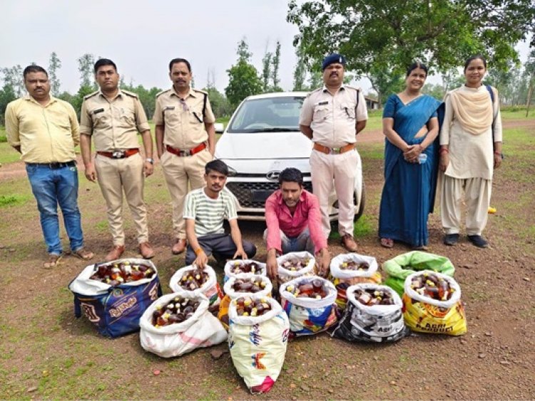 135 बल्क लीटर अवैध देशी मदिरा एवं चार पहिया वाहन जब्त