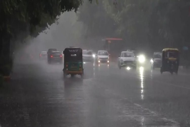 दिल्ली-NCR में बारिश के आसार, इन राज्यों में अलर्ट जारी