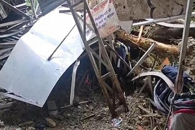 रियासी में वैष्णो देवी मंदिर जाने वाले पुराने मार्ग पर भूस्खलन