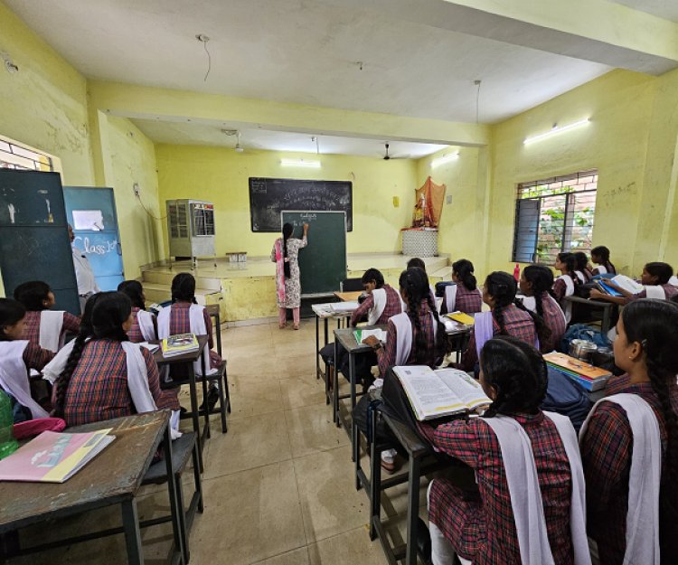 अब गणित के सवाल, जीवविज्ञान के कांसेप्ट और अर्थशास्त्र की थ्योरी समझना हुआ आसान