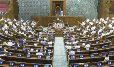 संसद में विपक्ष ने किया हंगामा, दोनों सदन की कार्यवाही स्थगित