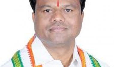 16000 एनआरएचएम कर्मचारियों की हड़ताल से स्वास्थ्य सेवाएं चरमराईं, कांग्रेस ने सरकार को घेरा