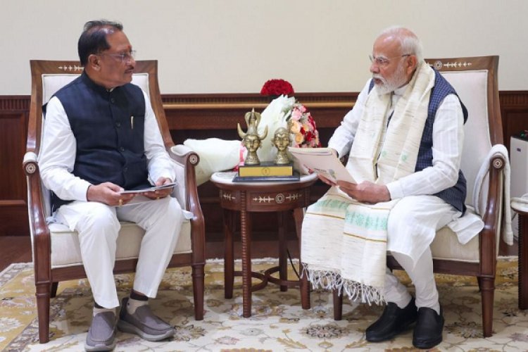 पीएम मोदी से मिले सीएम साय, ‘अमृत रजत महोत्सव’ में शामिल होने का दिया न्यौता