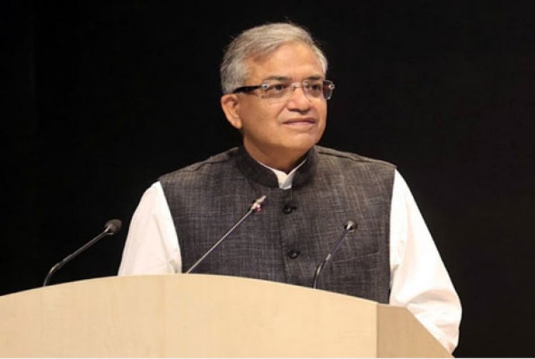 चुनाव आयोग ने फिर दोहराया, राहुल गांधी डिक्लेरेशन दें या फिर झूठे आरोपों के लिए देश से माफी मांगें