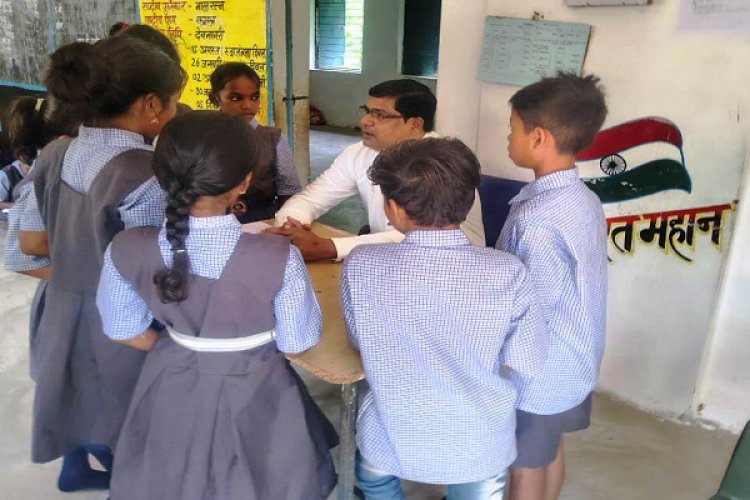 बीईओ ने शालाओं का किया औचक निरीक्षण, शिक्षा की गुणवत्ता पर दिया जोर