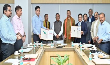 मुख्यमंत्री विष्णुदेव साय का संकल्प: आदिवासी अंचलों सहित सभी नागरिकों तक पहुँचे विश्वस्तरीय स्वास्थ्य सुविधा