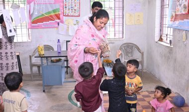 रायपुर : महिला एवं बाल विकास मंत्री श्रीमती राजवाड़े सरगुजा संभाग के दौरे पर