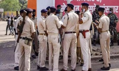 दिल्ली-मुंबई हाईकोर्ट और बिहार में बम धमकी से मचा हड़कंप...