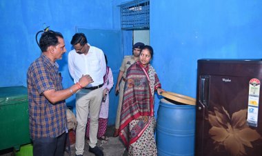 मंत्री श्रीमती लक्ष्मी राजवाड़े ने बलरामपुर में विभिन्न संस्थाओं का किया निरीक्षण