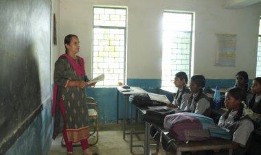 रायपुर : युक्ति युक्तकरण से स्कूल में आए टीचर, अब अंग्रेजी से नहीं लगेगा डर