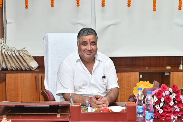 रायपुर : पर्यटन एवं संस्कृति मंत्री श्री राजेश अग्रवाल ने मंत्रालय में कामकाज संभाला