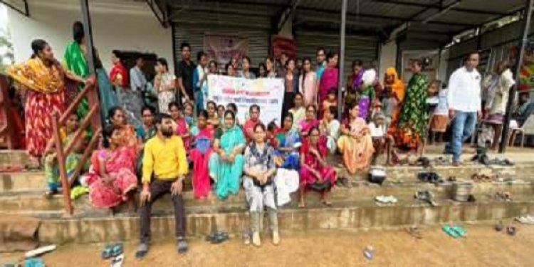 बाढ़ प्रभावितों की मदद में जुटे जिला प्रशासन के सहयोग के लिए आगे आए शहीद महेंद्र कर्मा विश्वविद्यालय के छात्र