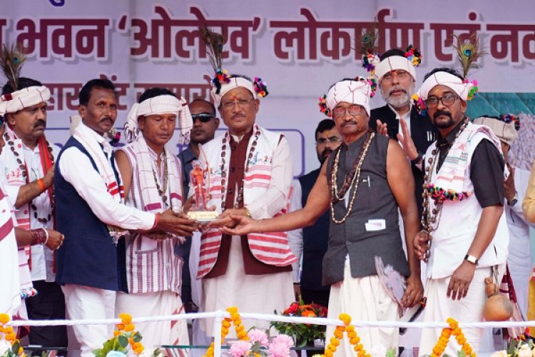 जगदलपुर में धुरवा समाज के संभाग स्तरीय नुआखाई मिलन समारोह एवं नवनिर्मित सामाजिक भवन