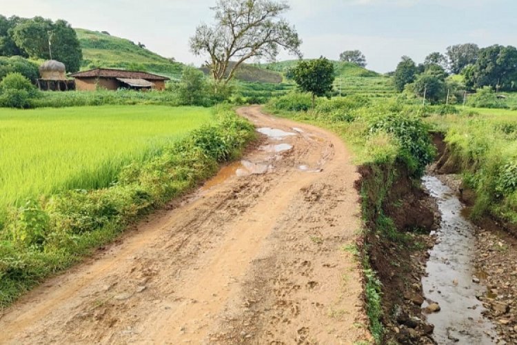 रायपुर : ग्राम पोड़ीखुर्द से ग्राम सुलेशा के बीच दनगरी घाट तक सड़क निर्माण हेतु 18.37 करोड़ रुपए की मिली मंजूरी