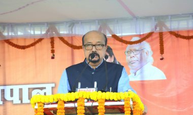 रायपुर : राज्यपाल श्री रमेन डेका बलरामपुर-रामानुजगंज जिले के प्रवास पर पहुंचे