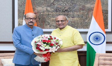 रायपुर : राज्यपाल श्री डेका ने उपराष्ट्रपति श्री राधाकृष्णन से की भेंट