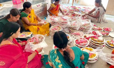 रायपुर : स्व-सहायता समूहों की मेहनत में रंग भर रहा है बिहान बाजार