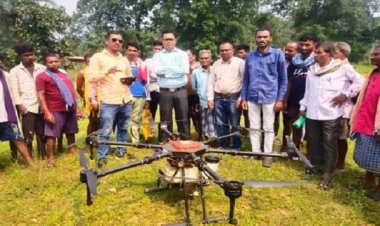 धान की फसल में ड्रोन तकनीक का सफल प्रदर्शन, किसानों को मिली आधुनिक खेती की जानकारी