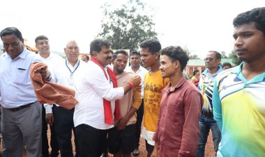 रायपुर : उप मुख्यमंत्री श्री शर्मा ने सुदूर वनांचल ग्राम कच्चापाल में बस्तर ओलंपिक 2025 का किया शुभारंभ