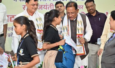 रायपुर : विशेष लेख :राज्य सरकार के प्रयासों से श्रमिकों के जीवन में आ रहा है बदलाव