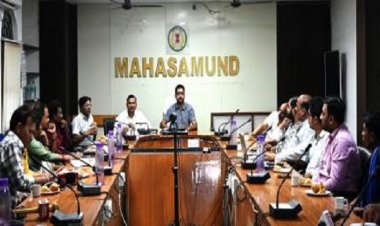 कलेक्टर लंगेह ने ली राजनीतिक दलों व मीडिया प्रतिनिधियों की बैठक