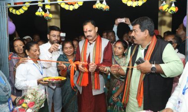 रायपुर : स्वास्थ्य मंत्री श्री श्याम बिहारी जायसवाल ने किया प्राथमिक स्वास्थ्य केंद्र कुर्रूटोला का लोकार्पण