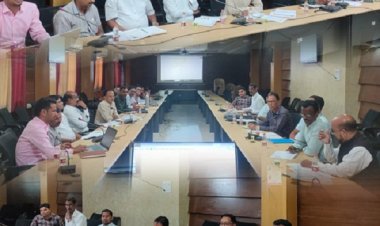 कलेक्टर भगवान सिंह उइके के मार्गदर्शन में जिला स्तर पर मास्टर ट्रेनर्स को दी गई प्रशिक्षण