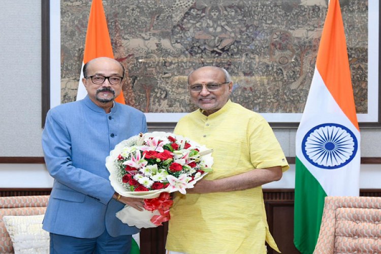 रायपुर : राज्यपाल श्री डेका ने उपराष्ट्रपति श्री राधाकृष्णन से की भेंट