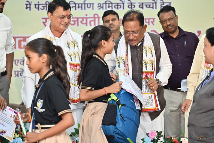 रायपुर : विशेष लेख :राज्य सरकार के प्रयासों से श्रमिकों के जीवन में आ रहा है बदलाव