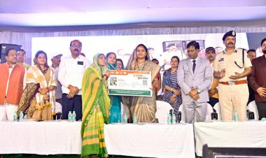 रायपुर : रजत जयंती महोत्सव 2025 : 'जनकल्याण और संस्कृति, छत्तीसगढ़ की शक्ति' - मंत्री श्रीमती लक्ष्मी राजवाड़े