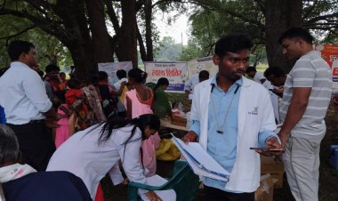 रायपुर : बीजापुर में विकास की दस्तकः धुर माओवाद प्रभावित क्षेत्र के सात गांवों में पहली बार लगा मेगा हेल्थ कैंप