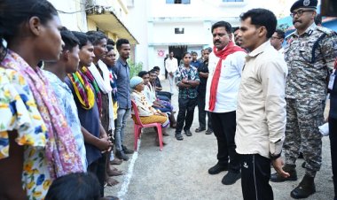 रायपुर : उपमुख्यमंत्री श्री विजय शर्मा ने पुनर्वास केंद्र में पुनर्वासित युवाओं से की आत्मीय भेंट