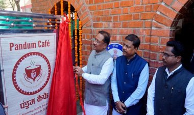 रायपुर : मुख्यमंत्री श्री विष्णु देव साय ने 'पंडुम कैफे' का किया शुभारंभ
