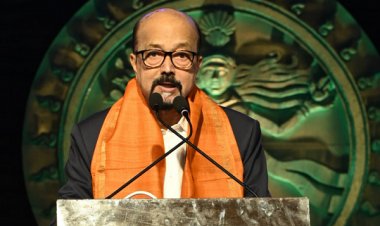 रायपुर : राज्यपाल श्री रमेन डेका खैरागढ़ महोत्सव के समापन समारोह में हुए शामिल