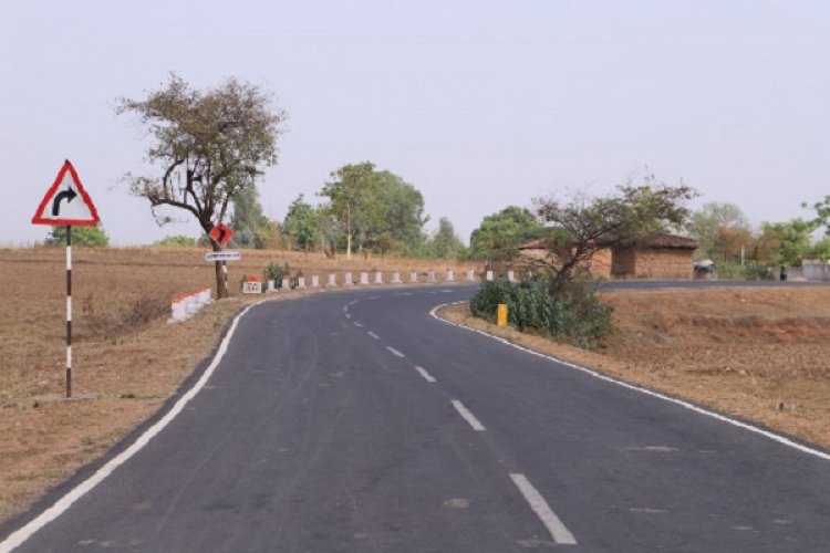 सड़कों के नेटवर्क ने राज्य के ग्रामीण इलाकों की काया पलट