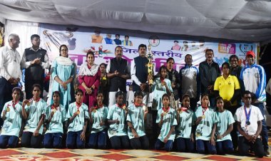 रायपुर : बस्तर ओलम्पिक 2025 : अबूझमाड़ ओरछा की बेटियाँ संभाग स्तरीय खो-खो प्रतियोगिता में नारायणपुर का करेंगी प्रतिनिधित्व