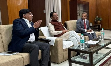 रायपुर : मुख्यमंत्री श्री विष्णु देव साय ने मध्यप्रदेश में नई सिंचाई तकनीक 'प्रेशर इरिगेशन नेटवर्क' की प्रस्तुति का किया अवलोकन