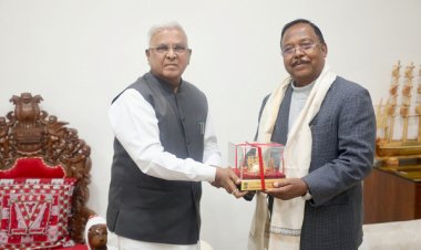 रायपुर : मंत्री श्री नेताम ने मध्यप्रदेश के राज्यपाल से की सौजन्य मुलाकात