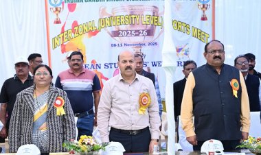 रायपुर : विद्यार्थियों में छिपे चैम्पियन को बाहर लाने में मददगार है खेल-कूद प्रतियोगिताएं: डॉ. चंदेल