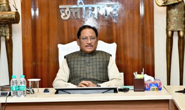 रायपुर : मुख्यमंत्री श्री विष्णु देव साय की अध्यक्षता में मुख्यमंत्री निवास कार्यालय में कैबिनेट की बैठक