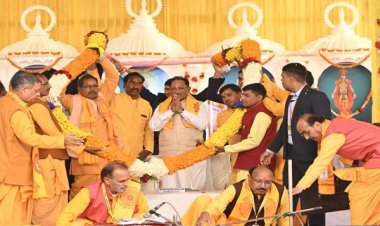 रायपुर : गायत्री मंत्र मानव जीवन को ऊर्जावान और संस्कारित बनाते हैं : मुख्यमंत्री श्री विष्णु देव साय