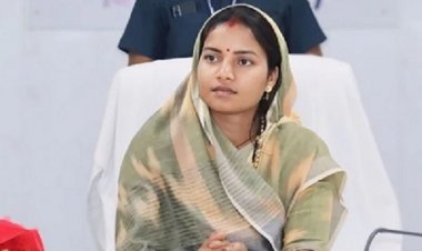 महतारी वंदन योजना में जल्द जुड़ेंगे नए नाम, राशि बढ़ाने पर भी हो सकता है फैसला