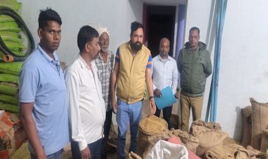 रायपुर : अलग-अलग कार्रवाई में 400 बोरी धान जब्त